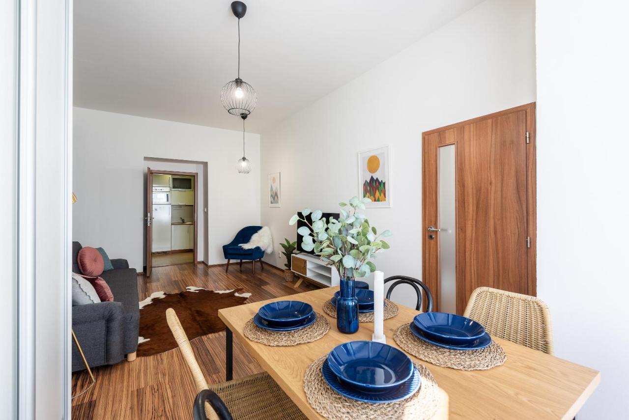 10 Min City Centre 5 People Apartment, Free Coffee Prag Exterior foto